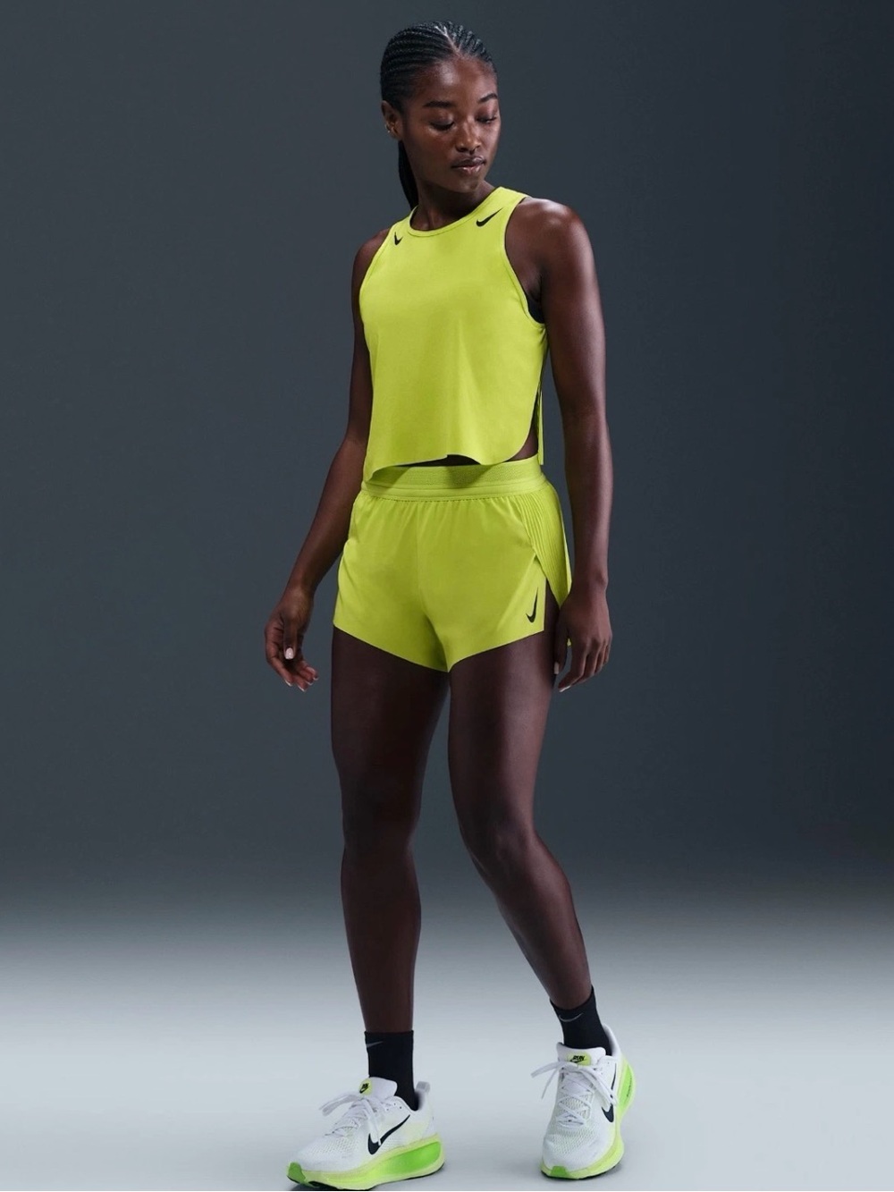 Nike AeroSwift Women's Dri-FIT ADV Cropped Running Tank Top - Picture 2 of 8